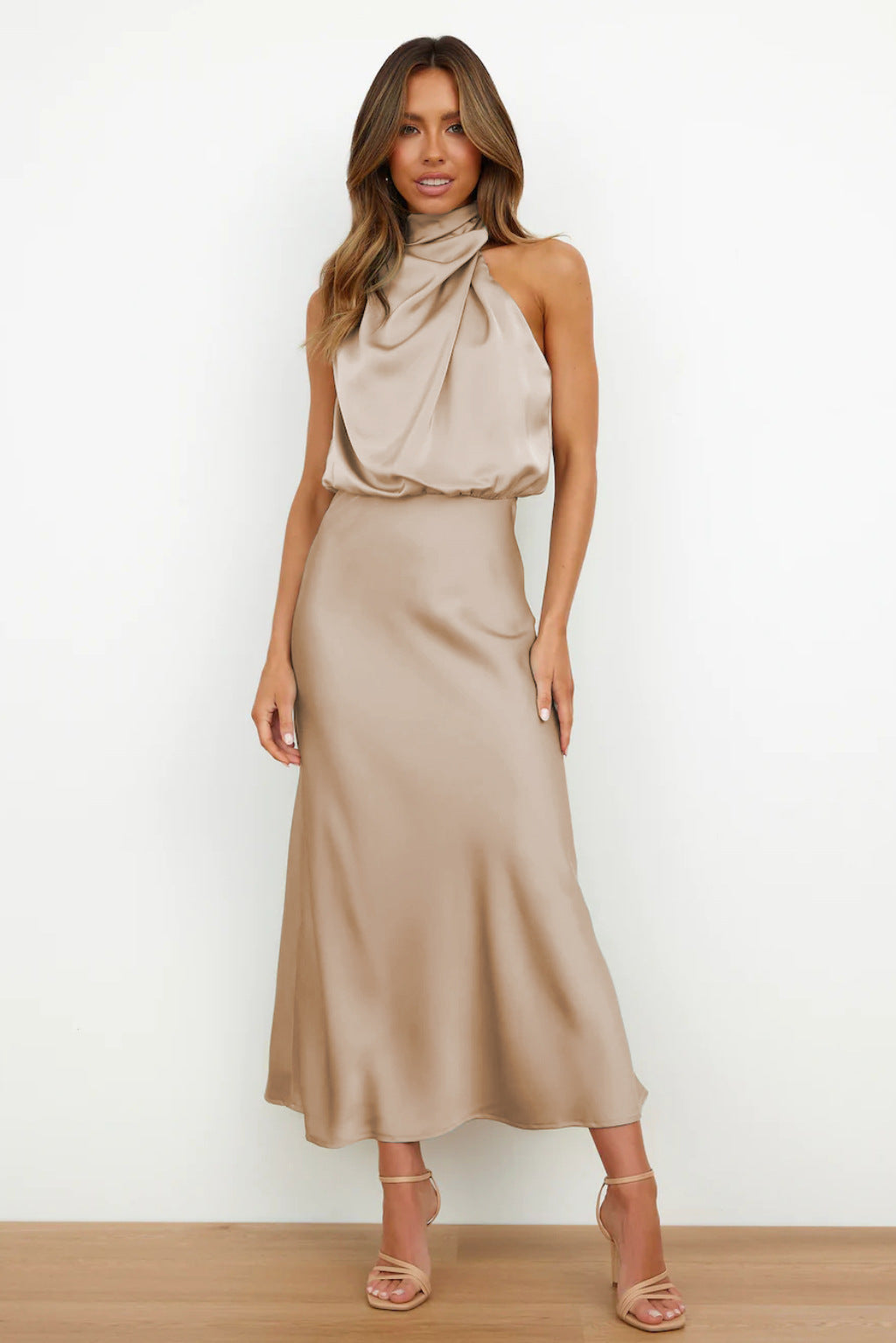 Mariana™ | Elegancka sukienka wieczorowa z dekoltem