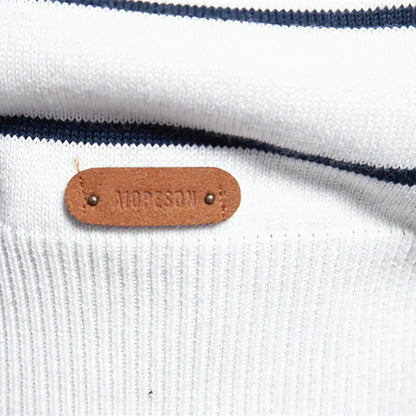Sebastian | Męski sweter z paskami